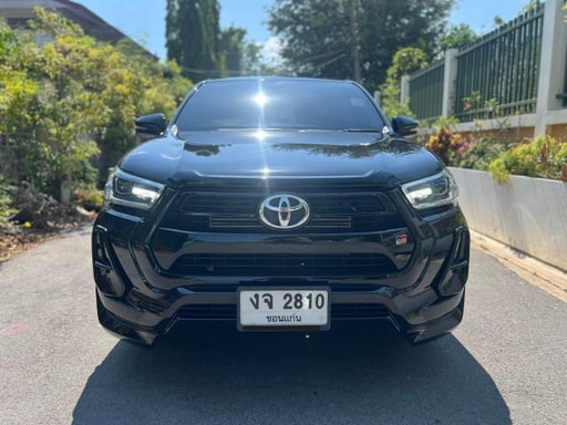 2023 TOYOTA Hilux