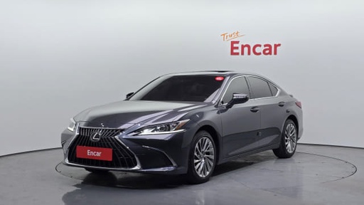 2025 LEXUS ES