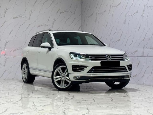 2017 VOLKSWAGEN Touareg
