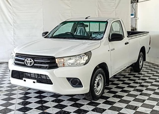 2019 TOYOTA Hilux