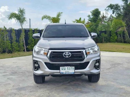 2019 TOYOTA Hilux