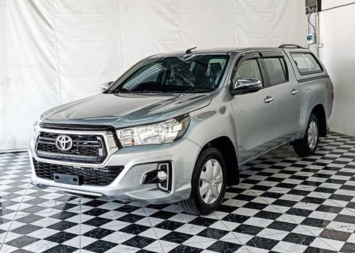 2019 TOYOTA Hilux