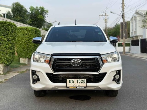 2020 TOYOTA Hilux