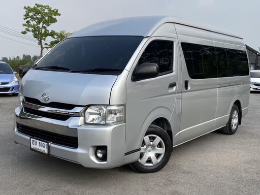 2017 TOYOTA Hiace Commuter