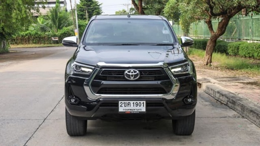 2021 TOYOTA Hilux
