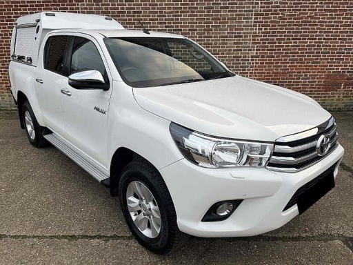 2018 TOYOTA Hilux