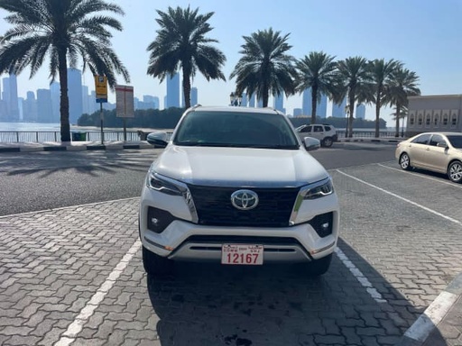 2021 TOYOTA Fortuner