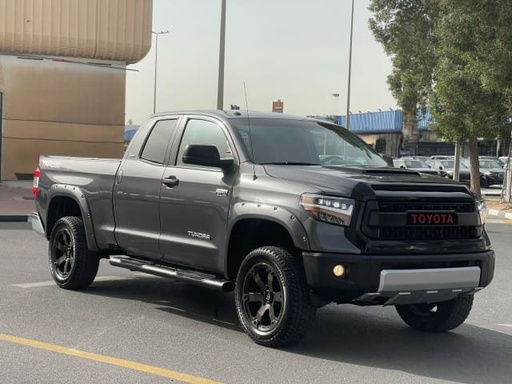 2017 TOYOTA Tundra
