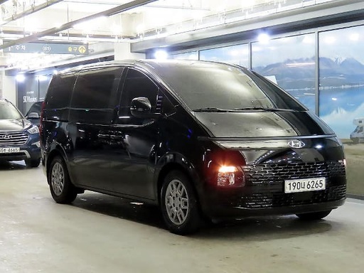 2022 HYUNDAI Staria
