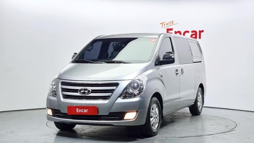 2017 HYUNDAI Grand Starex