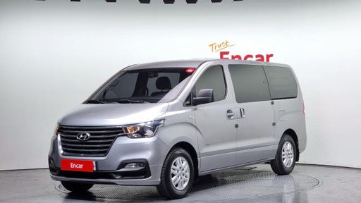 2018 HYUNDAI Grand Starex