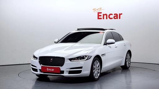2017 JAGUAR XE