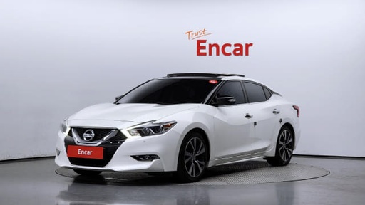 2017 NISSAN Maxima
