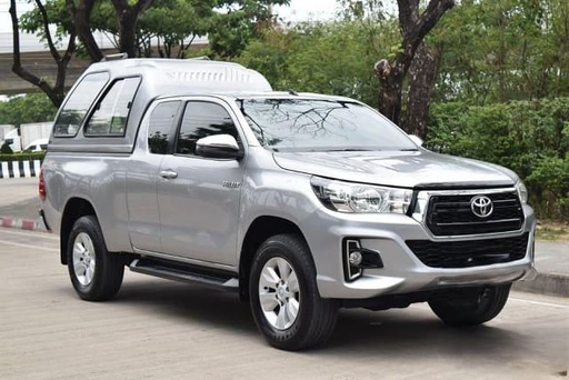 2018 TOYOTA Hilux
