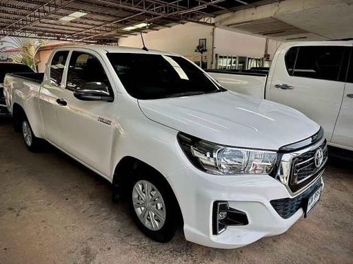 2020 TOYOTA Hilux