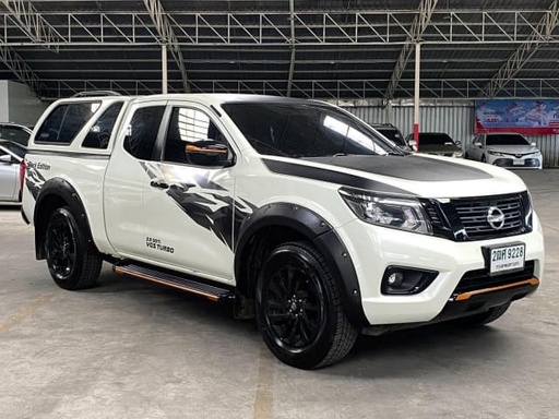 2019 NISSAN Navara