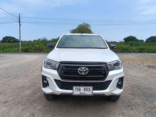 2019 TOYOTA Hilux, 