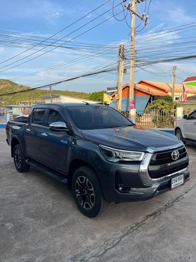 2021 TOYOTA Hilux