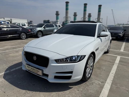 2018 JAGUAR XE
