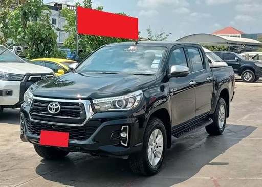 2019 TOYOTA Hilux