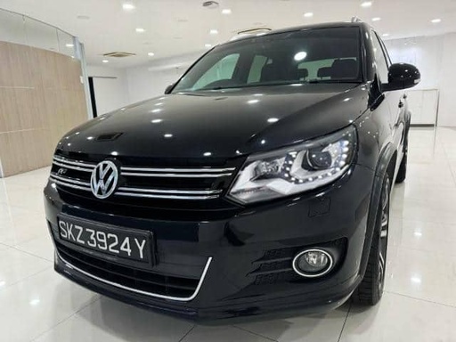 2016 VOLKSWAGEN Tiguan