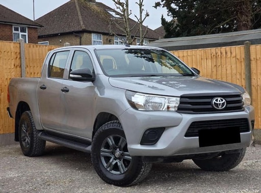 2017 TOYOTA Hilux