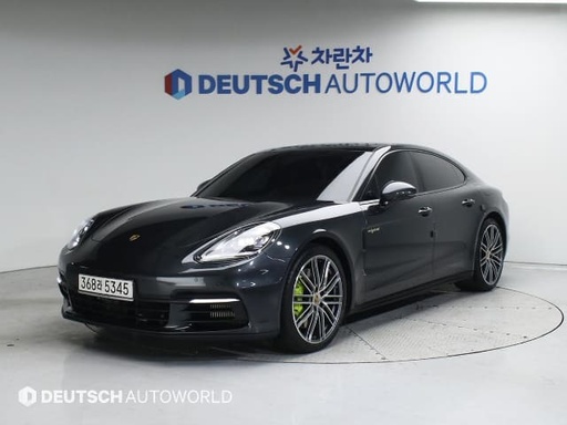 2020 Porsche Panamera