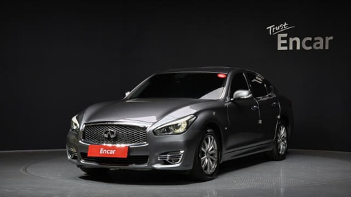 2018 Infiniti Q70