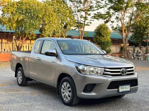 2017 TOYOTA Hilux
