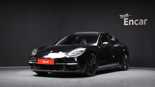 2018 Porsche Panamera