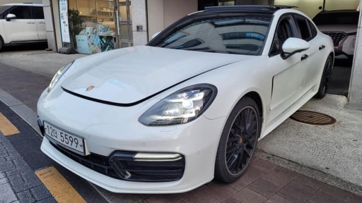 2018 Porsche Panamera