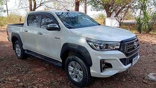 2018 TOYOTA Hilux