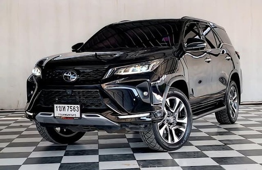 2021 TOYOTA Fortuner