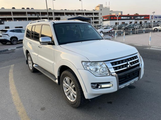 2017 MITSUBISHI Pajero