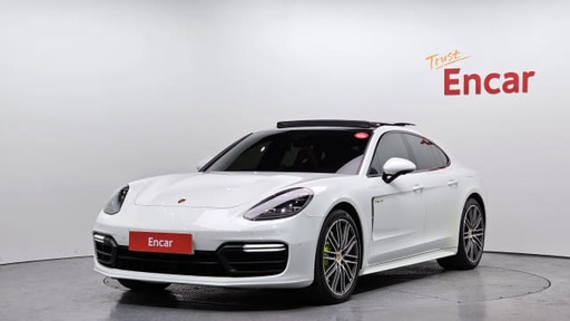 2018 Porsche Panamera