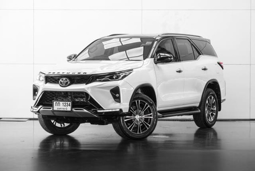 2023 TOYOTA Fortuner