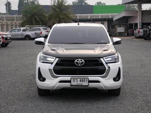 2020 TOYOTA Hilux, 