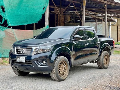 2018 NISSAN Navara
