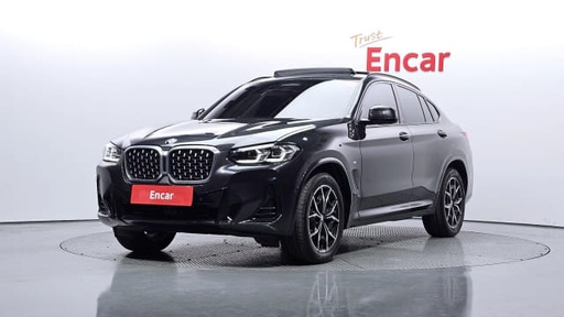 2022 BMW X4