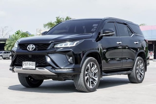 2022 TOYOTA Fortuner