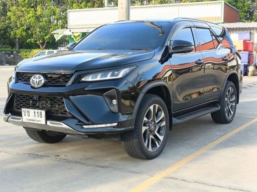 2022 TOYOTA Fortuner