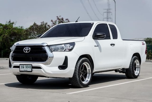 2022 TOYOTA Hilux