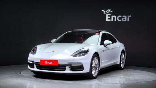 2020 Porsche Panamera