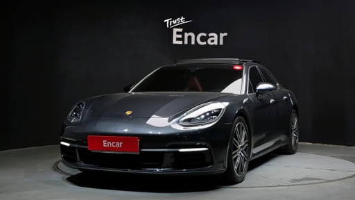 2018 Porsche Panamera