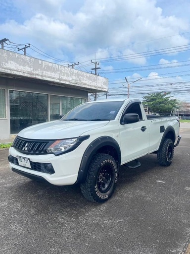 2018 MITSUBISHI Triton