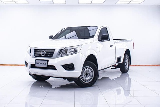 2017 NISSAN Navara