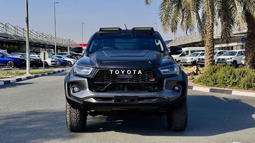 2021 TOYOTA Hilux