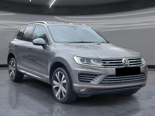 2016 VOLKSWAGEN Touareg