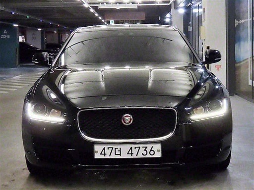 2018 JAGUAR XE