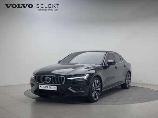 2024 VOLVO S60